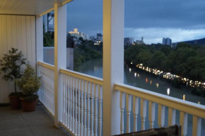  Boutique Hotel  Тбилиси